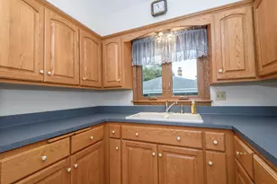 1104 N Bel Ayr Dr, Waukesha, WI 53188 - Photo 11