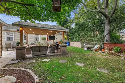 2213  Phillips Ave, Racine, WI 53403 - Photo 25
