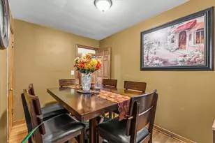2213 Phillips Ave, Racine, WI 53403 - Photo 11
