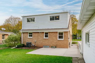 4225 N 95th St, Wauwatosa, WI 53222 - Photo 27