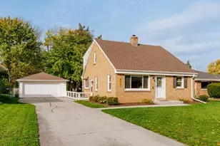 4225 N 95th St, Wauwatosa, WI 53222 - Photo 1