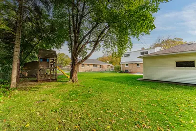4225 N 95th St, Wauwatosa, WI 53222 - Photo 29