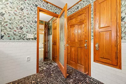 3307 W Hickory Rd, Mequon, WI 53092 - Photo 29