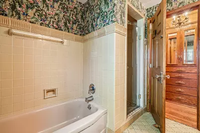 3307 W Hickory Rd, Mequon, WI 53092 - Photo 33