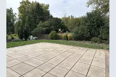 612  Fox Run Ln, Racine, WI 53406 - Photo 25