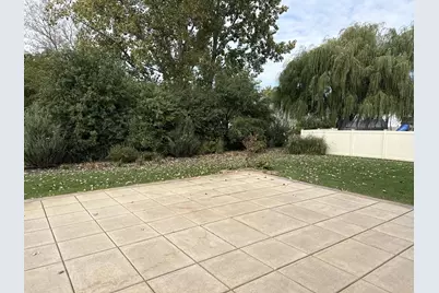 612  Fox Run Ln, Racine, WI 53406 - Photo 23
