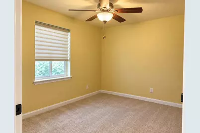 612  Fox Run Ln, Racine, WI 53406 - Photo 15