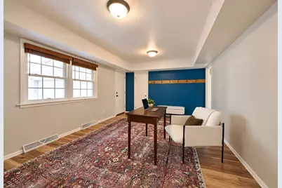 12123 W Diane Dr, Wauwatosa, WI 53226 - Photo 15