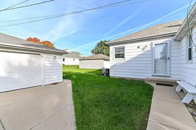 3565 S 83rd St, Milwaukee, WI 53220 - Photo 19
