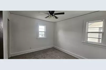 1967 S 71st St, West Allis, WI 53219 - Photo 5