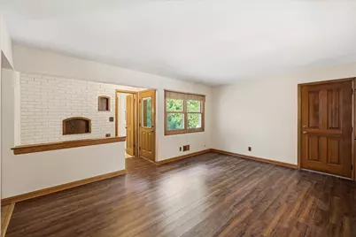 1608  Willow Ct, Grafton, WI 53024 - Photo 11
