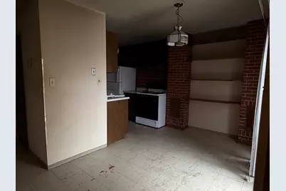 1651 W Edgerton Ave #H, Milwaukee, WI 53221 - Photo 5