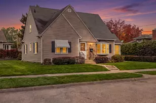 462 21st St, La Crosse, WI 54601 - Photo 1