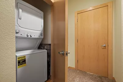 601 E Ogden Ave #607, Milwaukee, WI 53202 - Photo 23