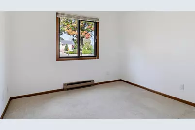 4415 S Greenridge Cir #C, Greenfield, WI 53220 - Photo 13