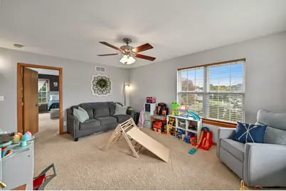 1901  Penhurst Way, Waukesha, WI 53186 - Photo 19