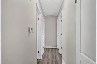 5072 N 60th St #5070, Milwaukee, WI 53218 - Photo 9