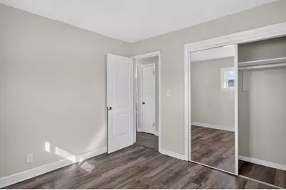 5072 N 60th St #5070, Milwaukee, WI 53218 - Photo 11