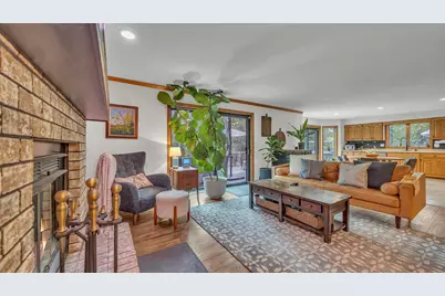705  River Oaks Dr, Sheboygan Falls, WI 53085 - Photo 17