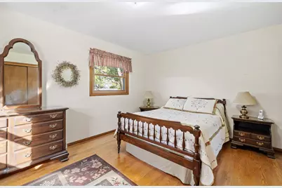 4824 N Parke Ridge Ln, Sheboygan, WI 53083 - Photo 15
