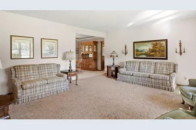 4824 N Parke Ridge Ln, Sheboygan, WI 53083 - Photo 7