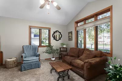 713  Willow Creek Pkwy, Watertown, WI 53094 - Photo 13