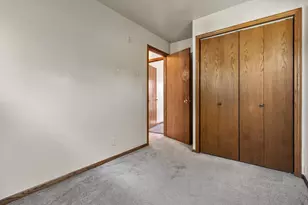 6210 W Morgan Ave, Milwaukee, WI 53220 - Photo 21