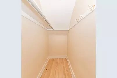 1524 E Marion St #1526, Shorewood, WI 53211 - Photo 19