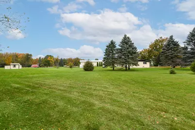 N1615  Center Dr, Bloomfield, WI 53128 - Photo 41