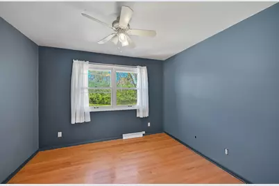 2100  Wildwood Dr, Cedarburg, WI 53012 - Photo 21