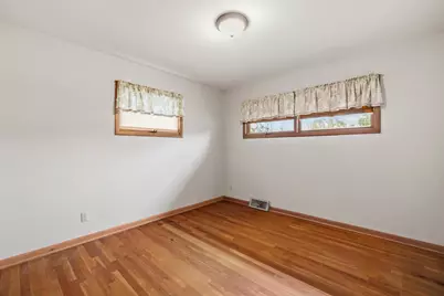 215 N 9th St, Oostburg, WI 53070 - Photo 17