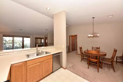 252  Bur Oak Ln #D, Grafton, WI 53024 - Photo 13