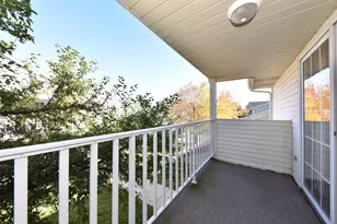 252 Bur Oak Ln, Grafton, WI 53024 - Photo 25