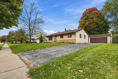 228 S Regis Rd, Saukville, WI 53080 - Photo 21