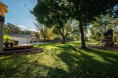 215 E Forest Hill Ave, Oak Creek, WI 53154 - Photo 15