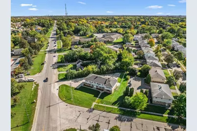 8633 N Granville Rd #8635, Milwaukee, WI 53224 - Photo 17