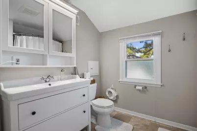 7345 W Warnimont Ave, Milwaukee, WI 53220 - Photo 23