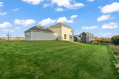 W193N5036  Rosemary Rdg, Menomonee Falls, WI 53051 - Photo 39