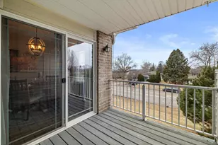 9173 W Cold Spring Rd, Greenfield, WI 53228 - Photo 25