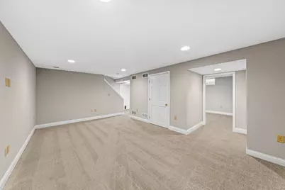 2237  Lefeber Ave, Wauwatosa, WI 53213 - Photo 25