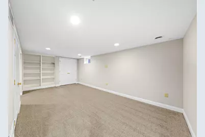 2237  Lefeber Ave, Wauwatosa, WI 53213 - Photo 23