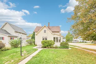 300 Edward St, Burlington, WI 53105 - Photo 45