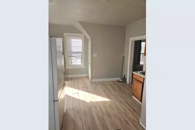 1574 S 2nd St, Milwaukee, WI 53204 - Photo 13