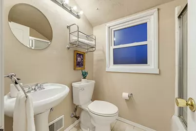 4436 N Frederick Ave #4438, Shorewood, WI 53211 - Photo 37