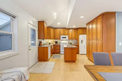 4436 N Frederick Ave #4438, Shorewood, WI 53211 - Photo 11