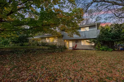 18310  Benington Dr, Brookfield, WI 53045 - Photo 3