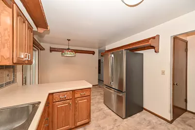 5435 S 6th St, Milwaukee, WI 53221 - Photo 13