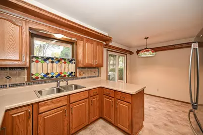 5435 S 6th St, Milwaukee, WI 53221 - Photo 15