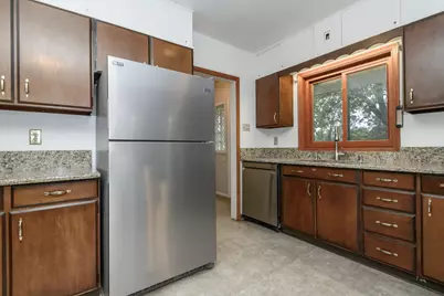 1080  Davidson Rd, Brookfield, WI 53045 - Photo 11