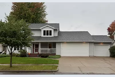 1325  Red Cedar Ct, Onalaska, WI 54650 - Photo 1